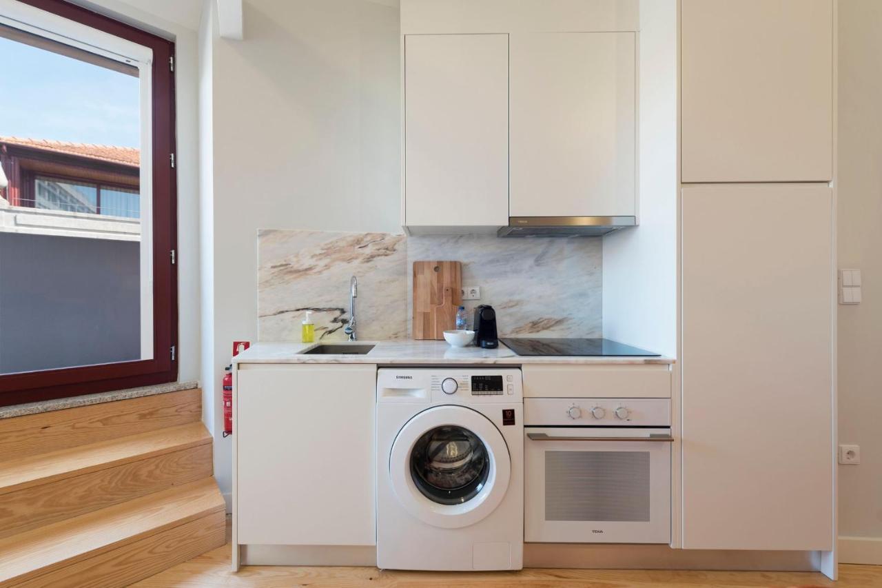 Central Superb Flat W/ Ac & Balcony By Lovelystay Porto Kültér fotó