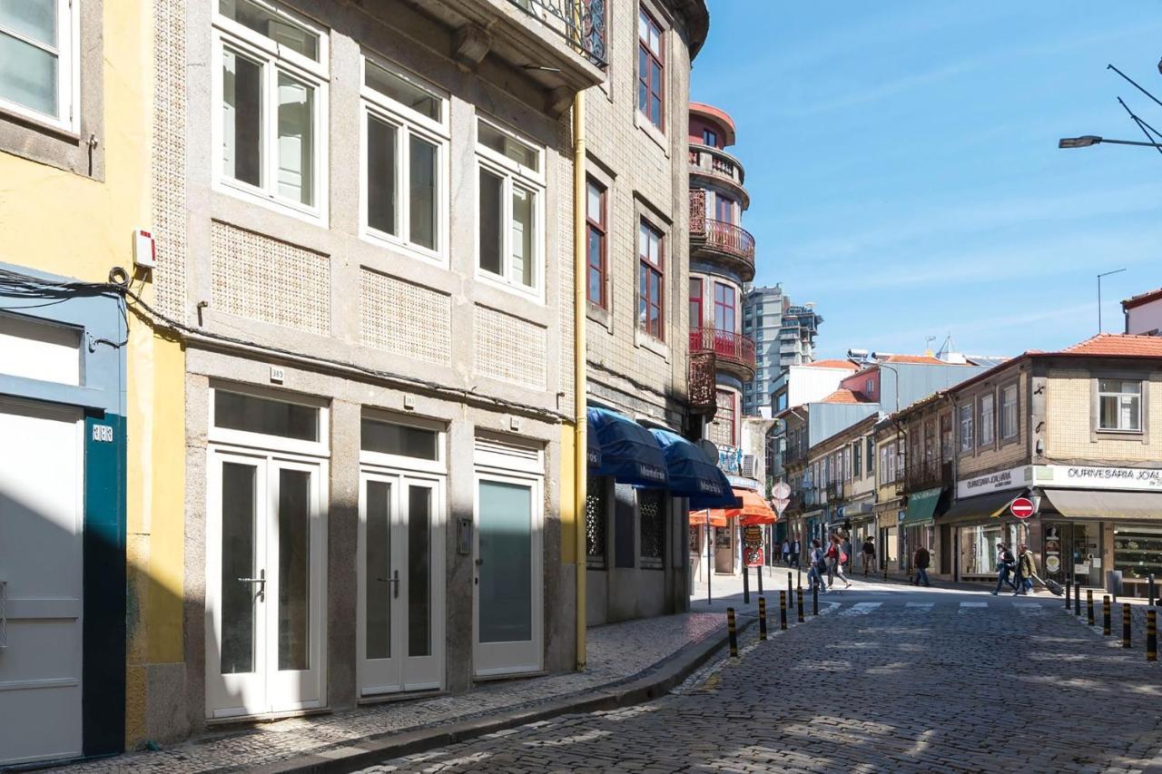 Central Superb Flat W/ Ac & Balcony By Lovelystay Porto Kültér fotó